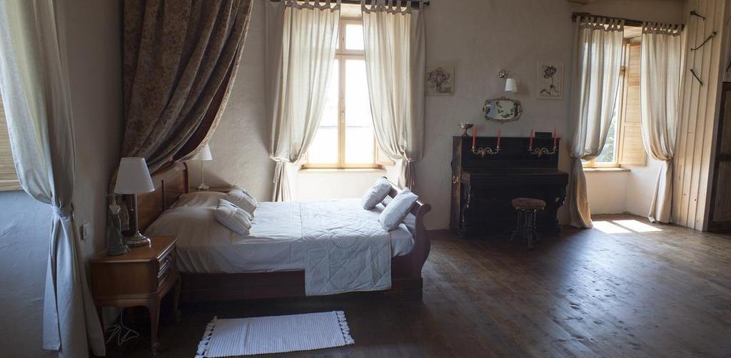 Logis De Riparfonds Bed & Breakfast Bressuire Exterior photo